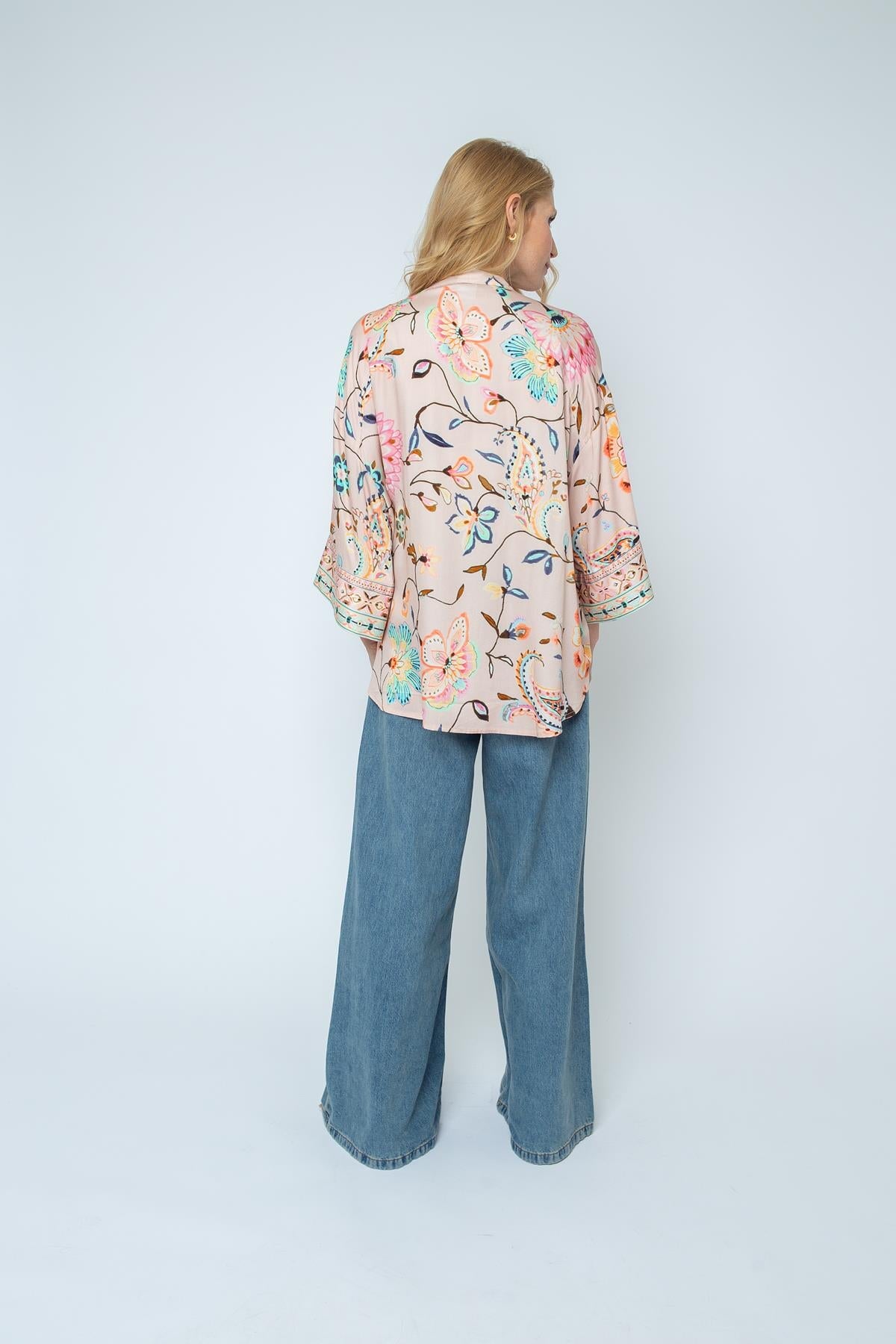 Bluse mit 3/4 lockeren Ärmeln sand multi flower bo Bluse Emily van den Bergh