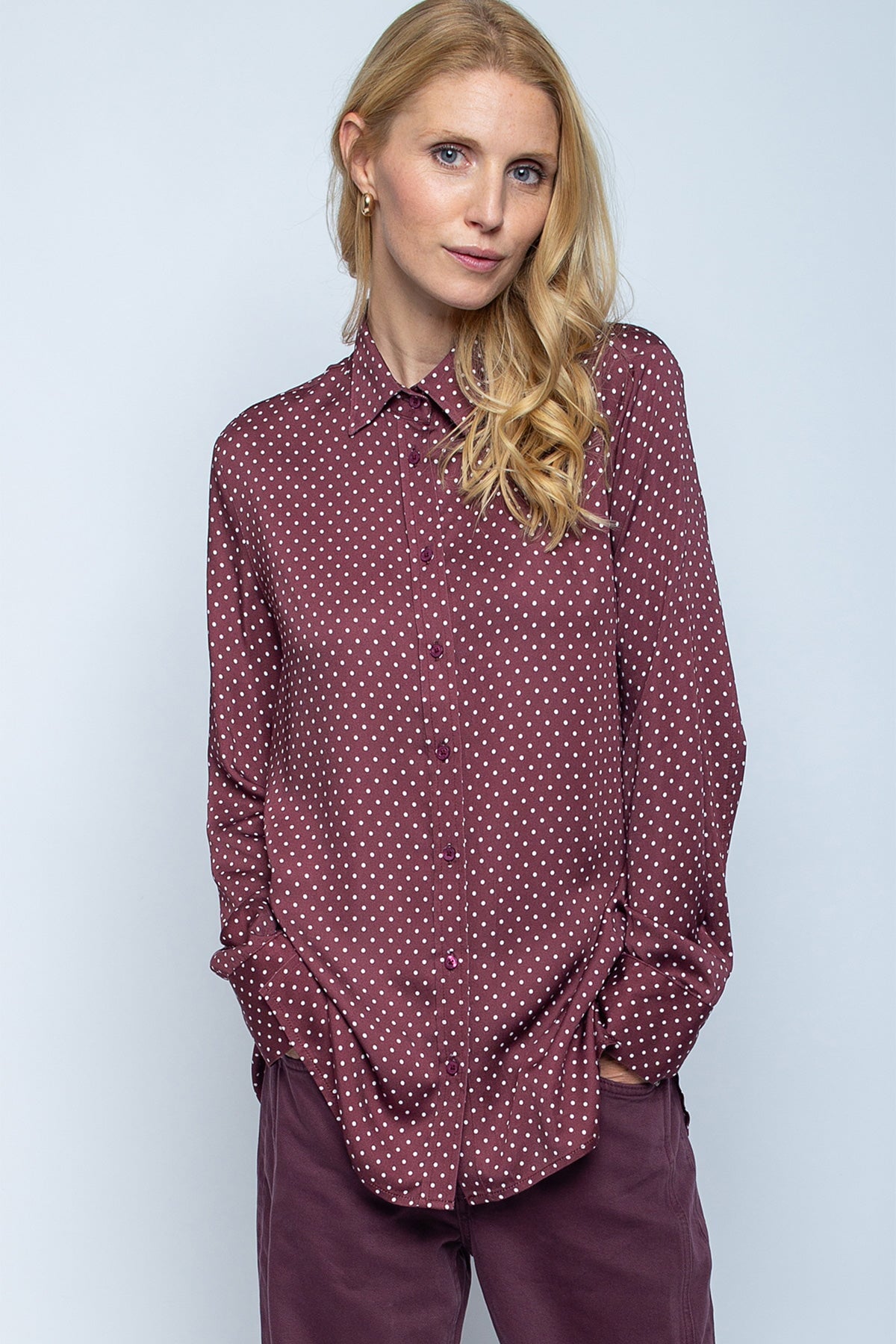 Bluse mit klassichem Kragen bordeaux dots Bluse Emily van den Bergh
