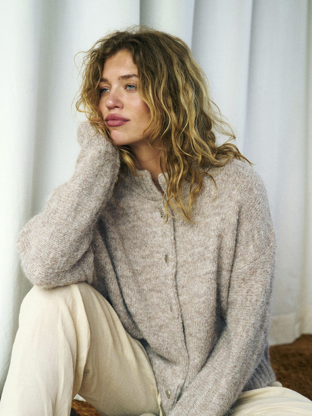 Cardigan Taura Fluffy Knit Beige Melange Cardigan Neo Noir