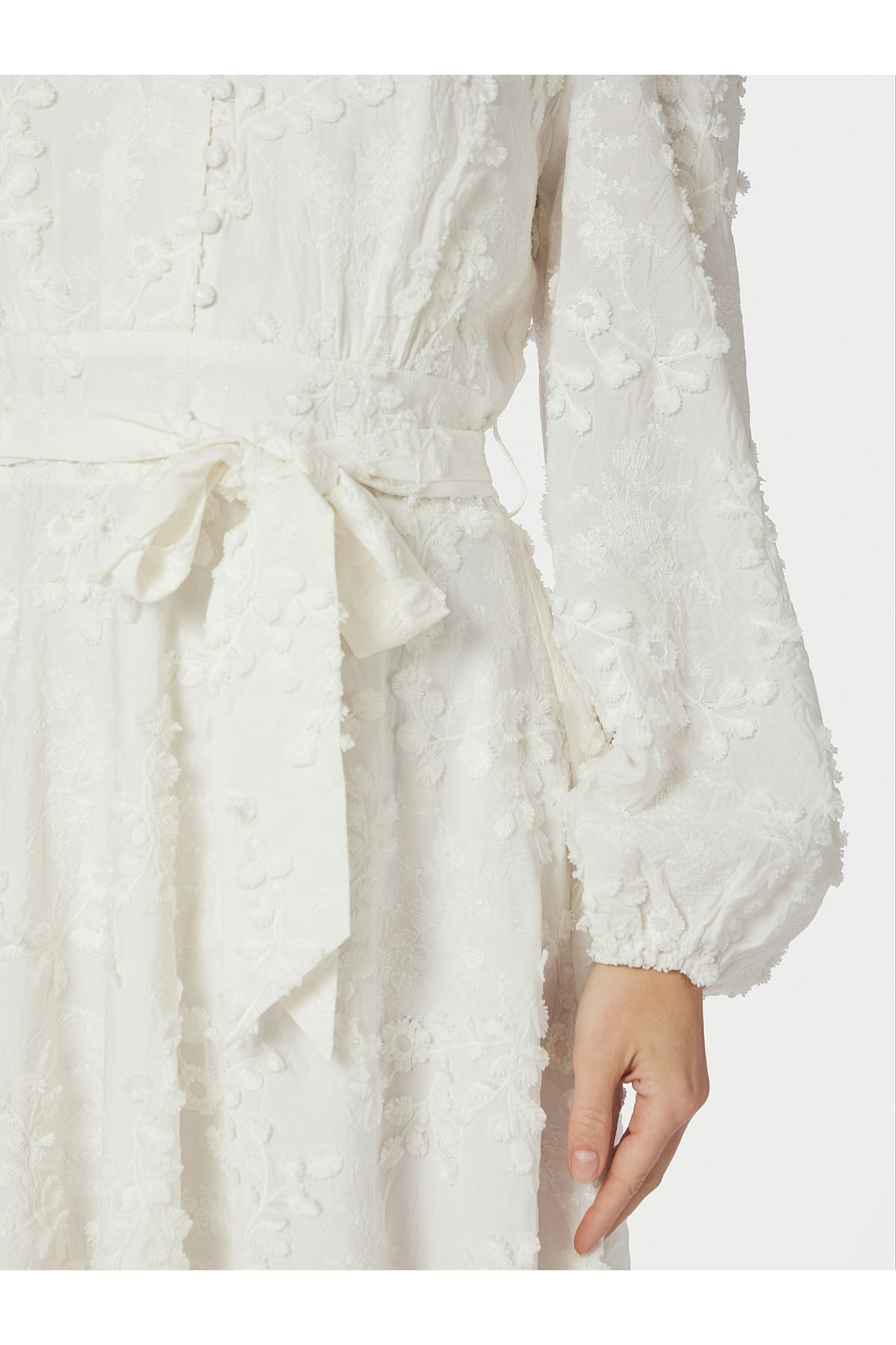 Kleid Monnie Embroidery White Kleid Neo Noir