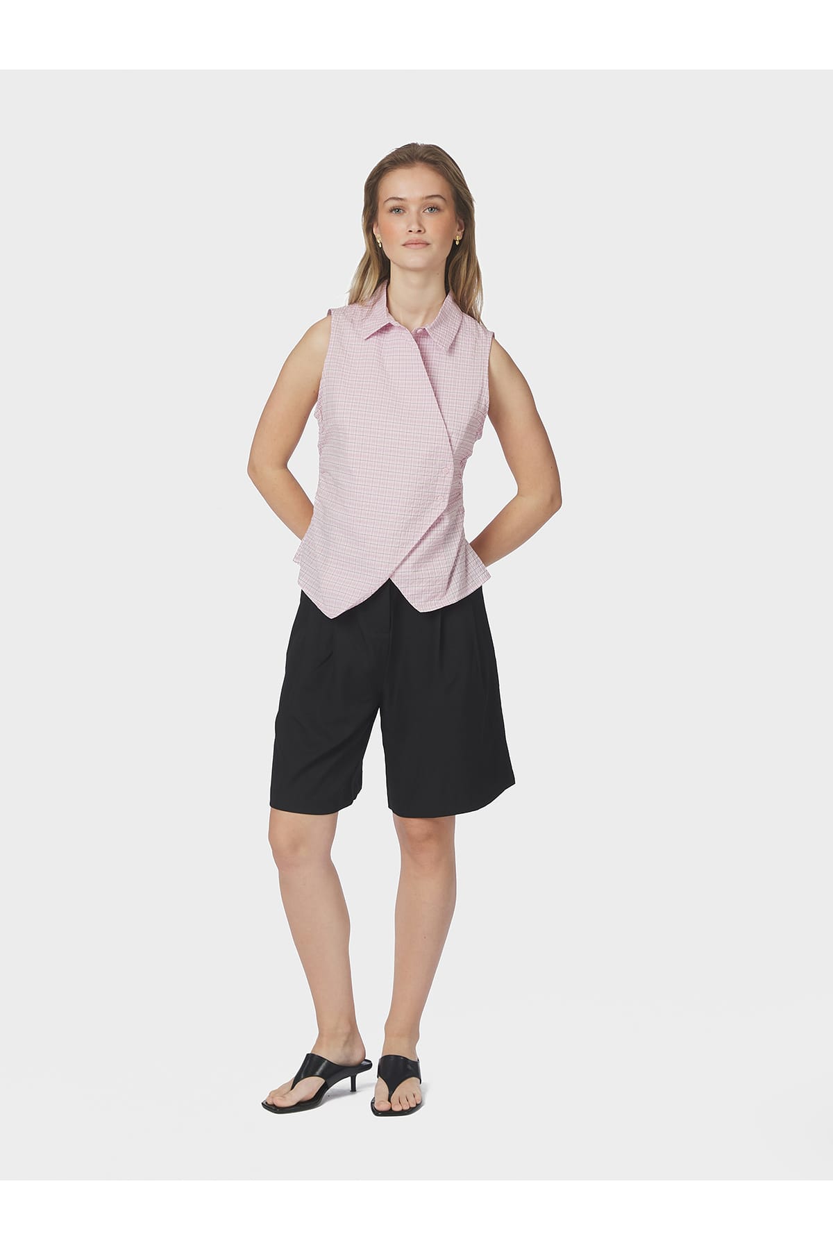 Shorts Nika Bermuda Black Shorts Neo Noir
