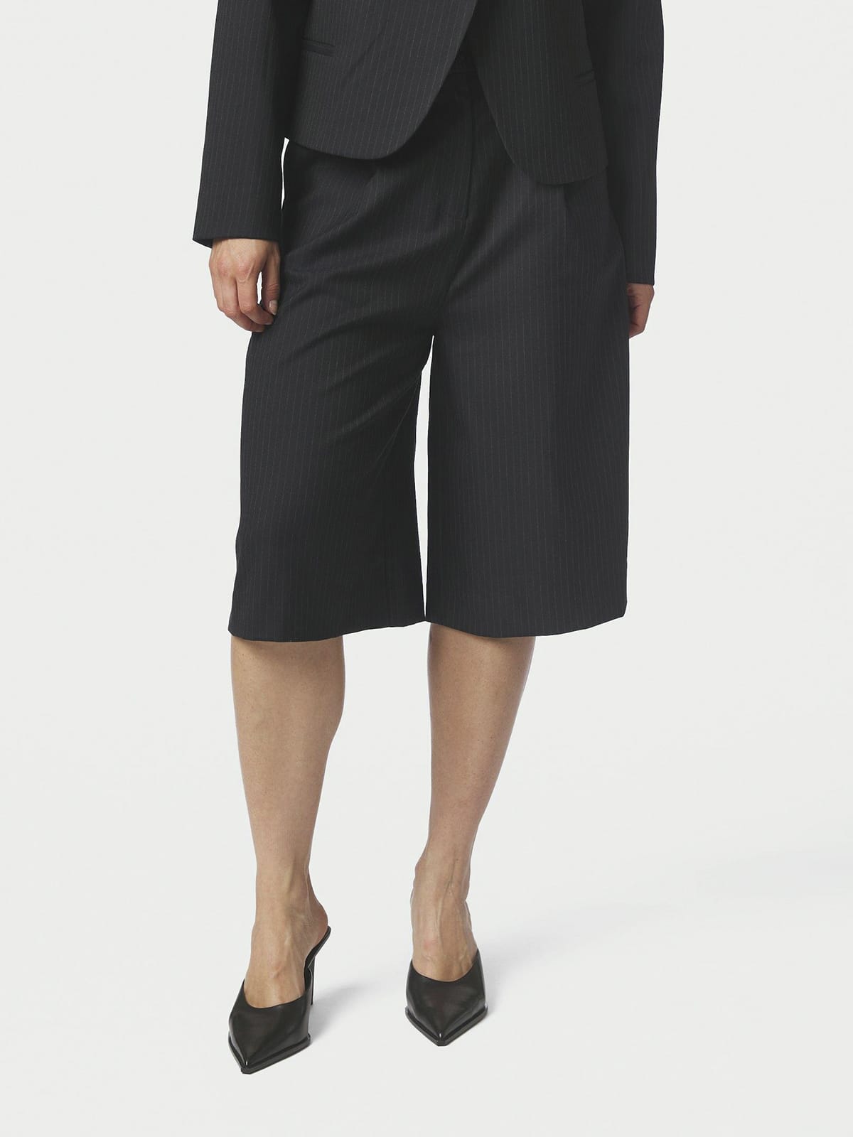 Shorts Rima Slim Pinstripe Dark Navy Shorts Neo Noir