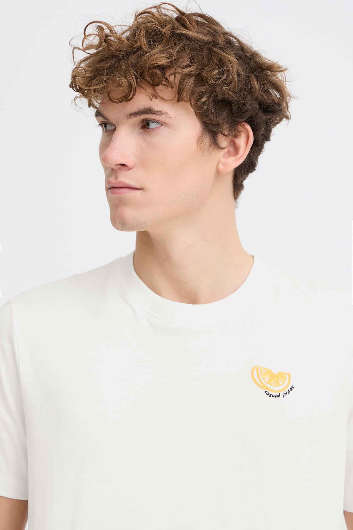 T-Shirt CFSUNDIN 0255 TEE WITH EMB. Snow White T-Shirt Casual Friday