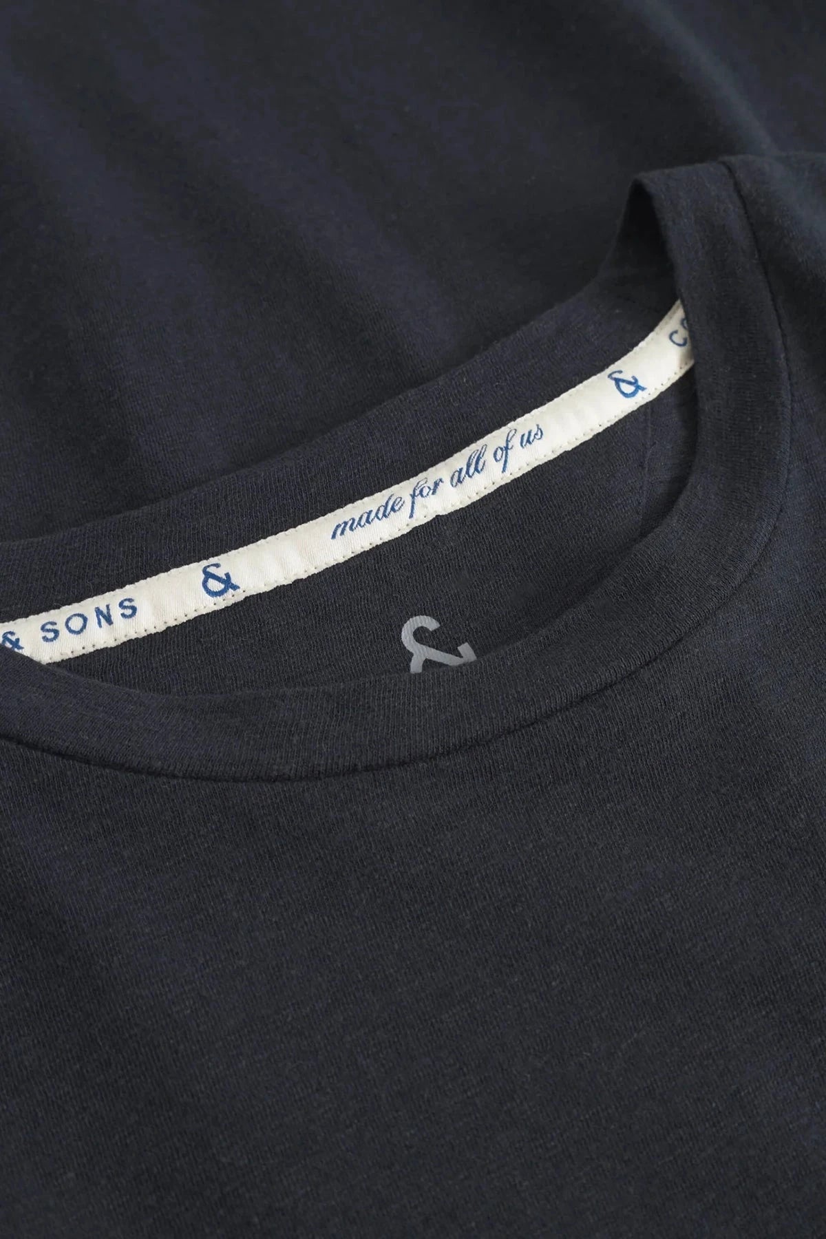 T-Shirt Linen Blend Anthracite T-Shirt Colours&Sons