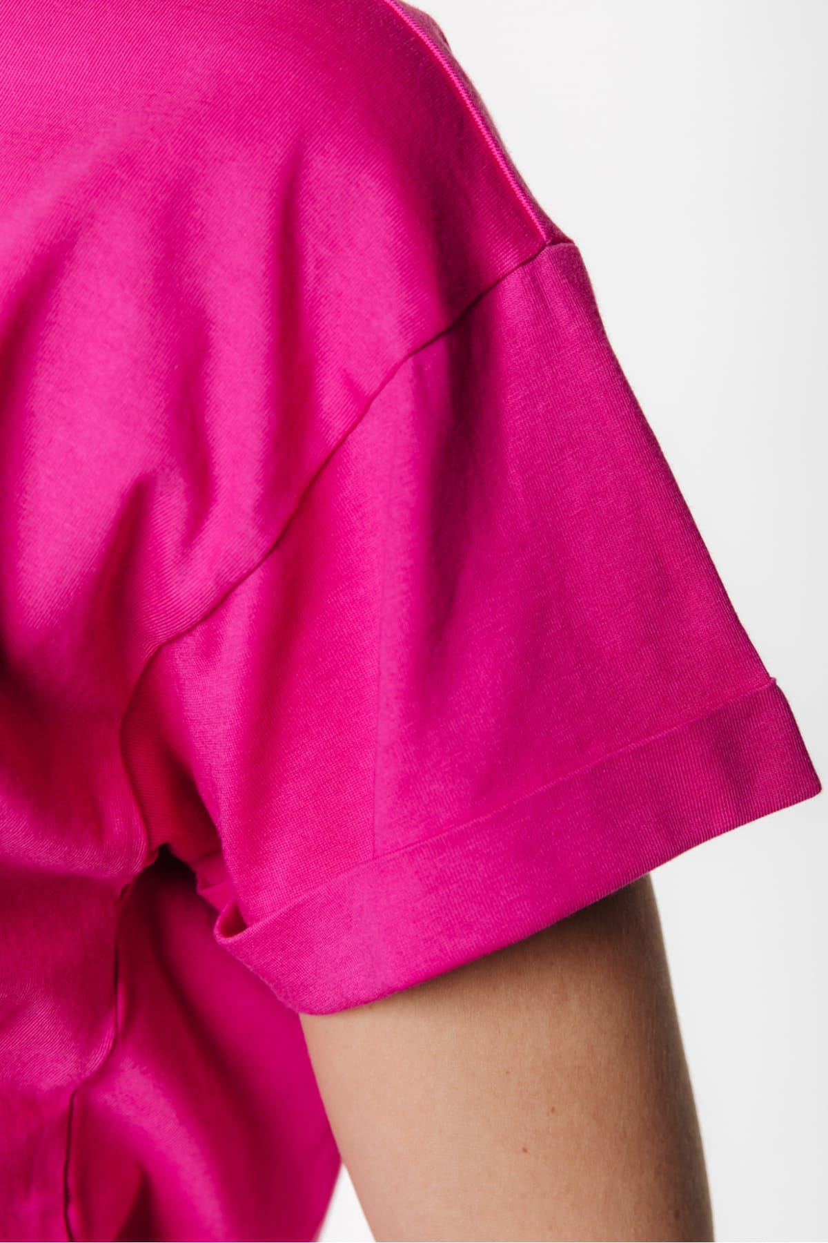 T-Shirt Uni Logo Boxy Dark fuchsia T-Shirt Colourful Rebel