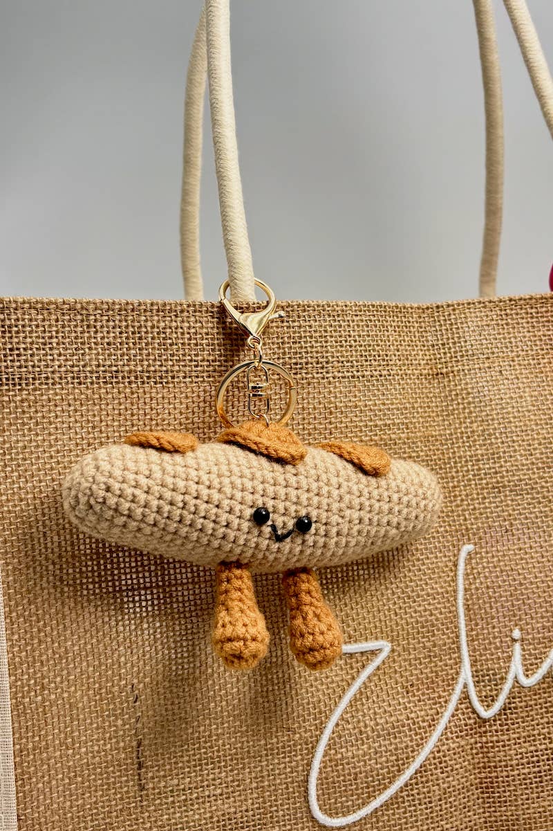 Taschen- und Schlüsselanhänger Baguette gehäkelt BYREN | ÉLINE L'ATELIER