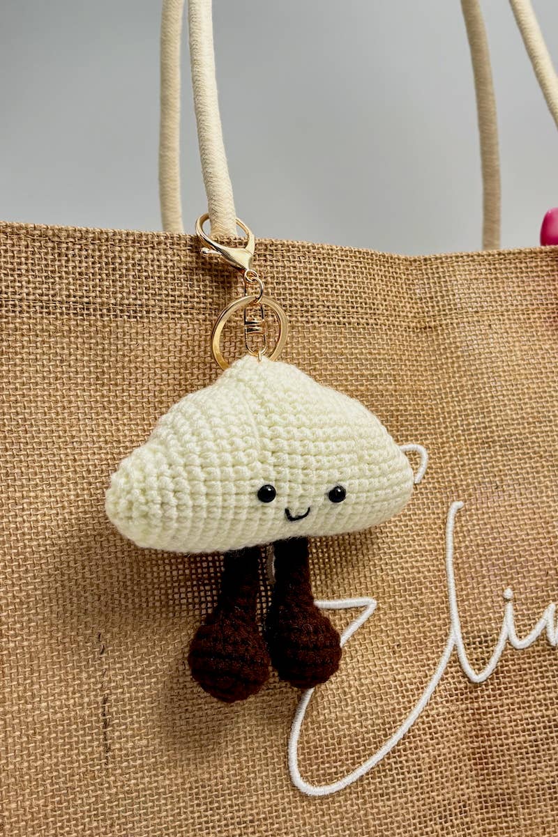 Taschen- und Schlüsselanhänger Wolke gehäkelt BYREN | ÉLINE L'ATELIER