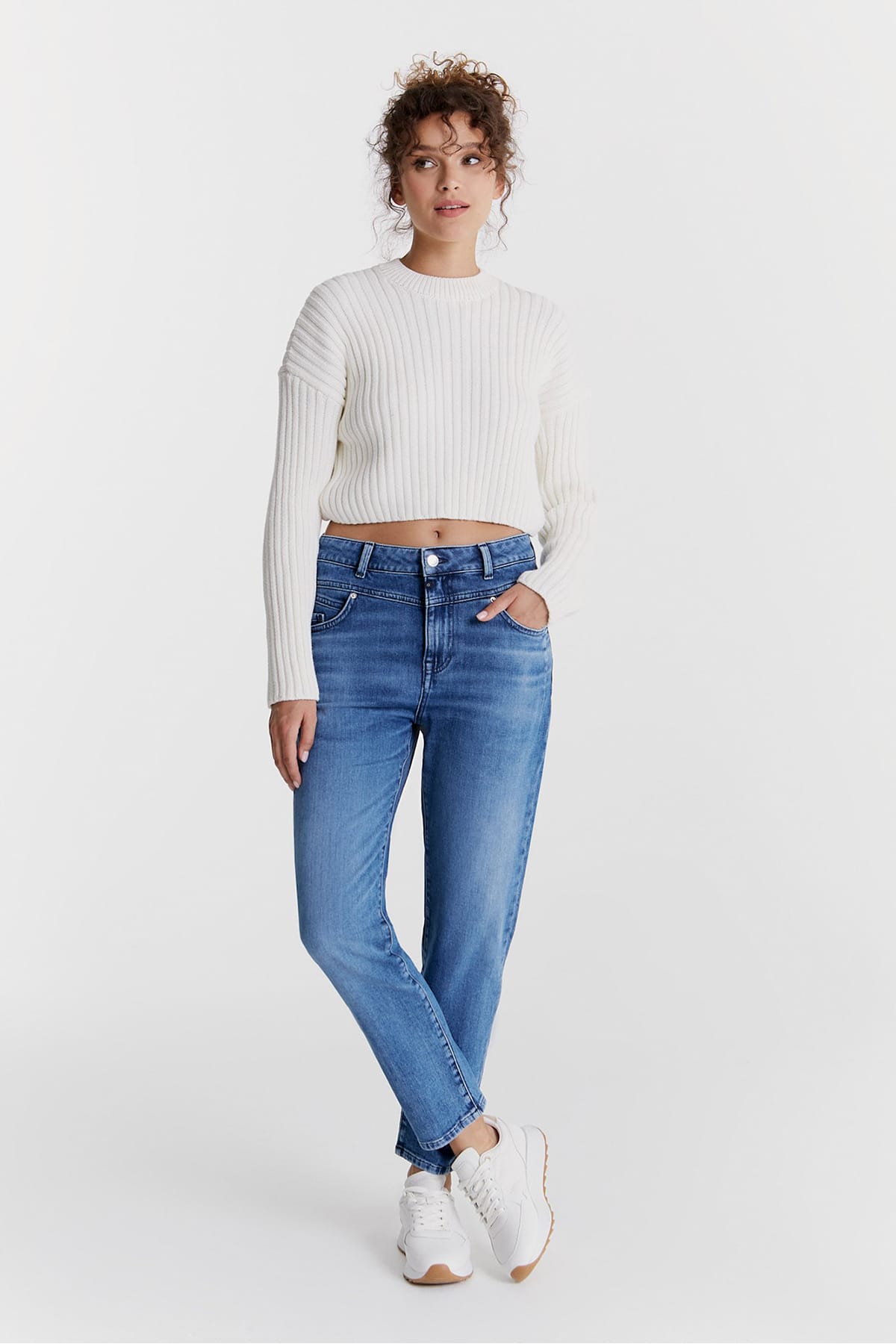 Boyfriend Jeans Victoria - Medium Blue Jeans C.O.J - Cup of Joe Denim