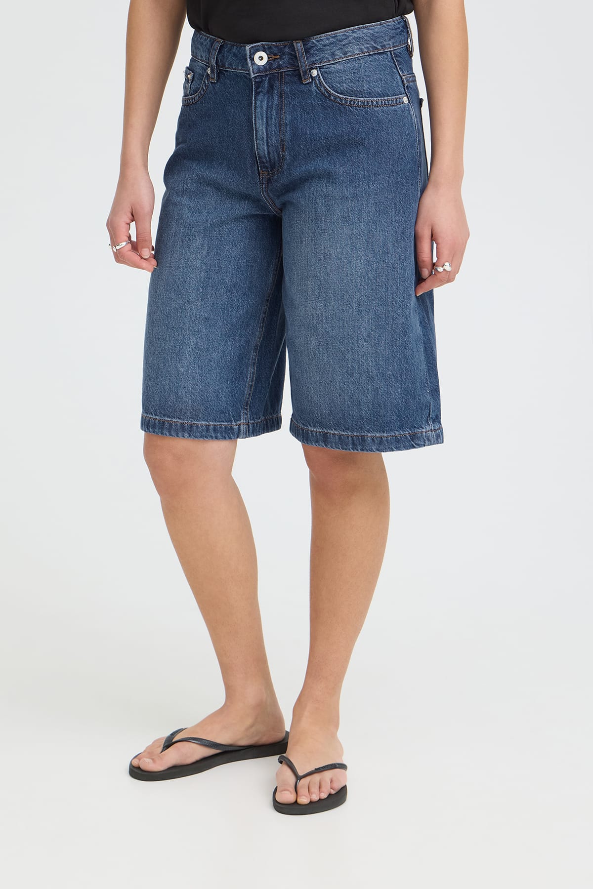 Bermuda Shorts IHKIRSTEN BERMUDA SHO Washed med. blue Bermuda Shorts ICHI 