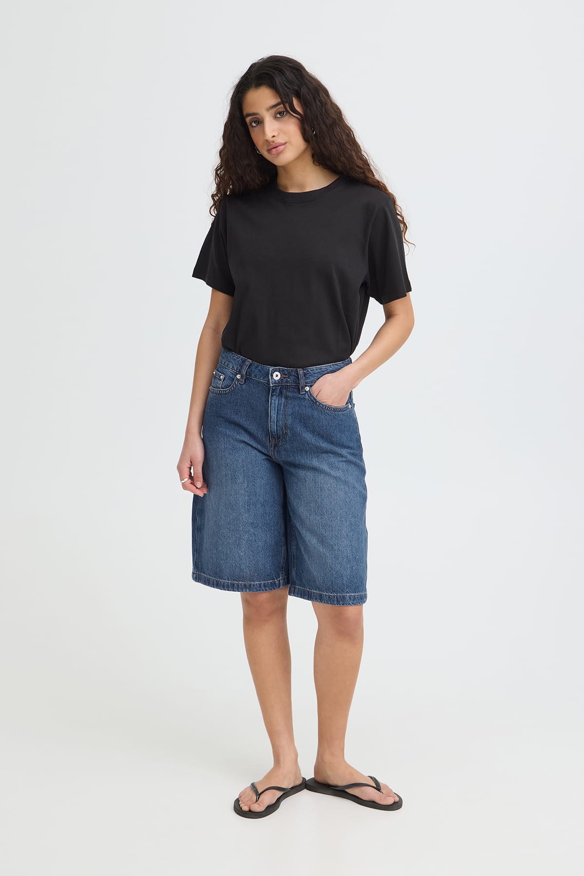 Bermuda Shorts IHKIRSTEN BERMUDA SHO Washed med. blue Bermuda Shorts ICHI 