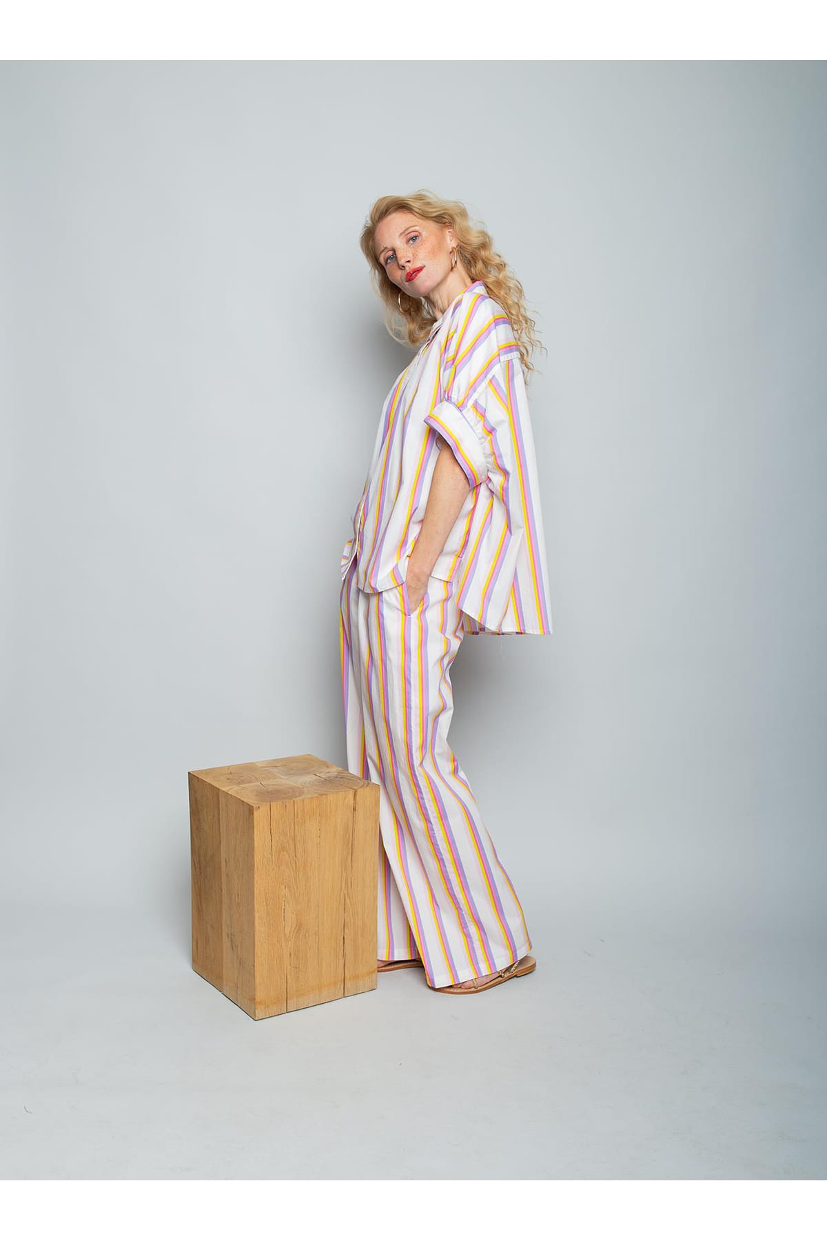 Bluse Aufgedrehter Ärmel für extreme Weite multi white stripe Bluse Emily van den Bergh 