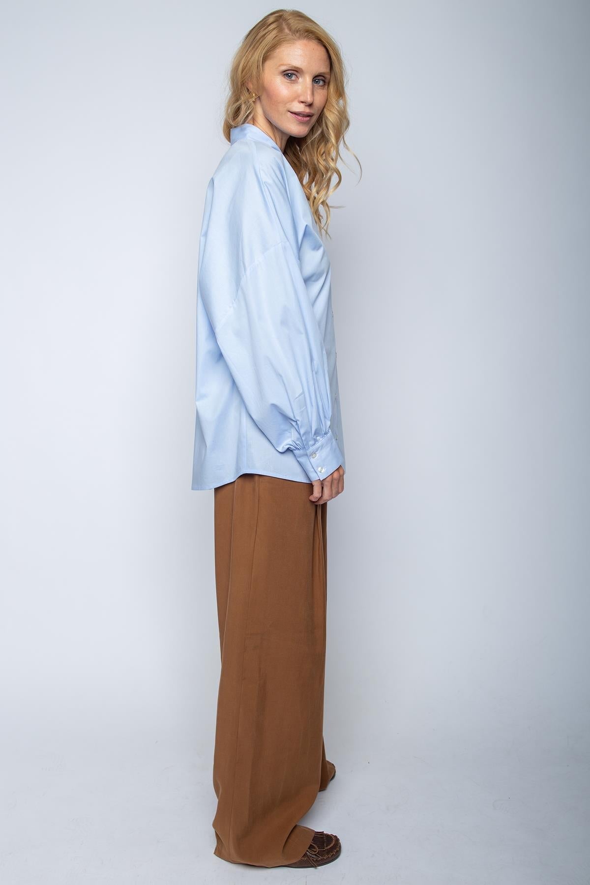Bluse mit klassischem Kragen light blue Bluse Emily van den Bergh 