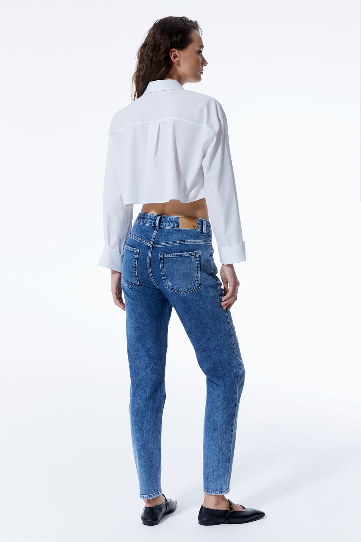 Boyfriend Jeans Victoria - Medium Blue Damaged Jeans C.O.J - Cup of Joe Denim 