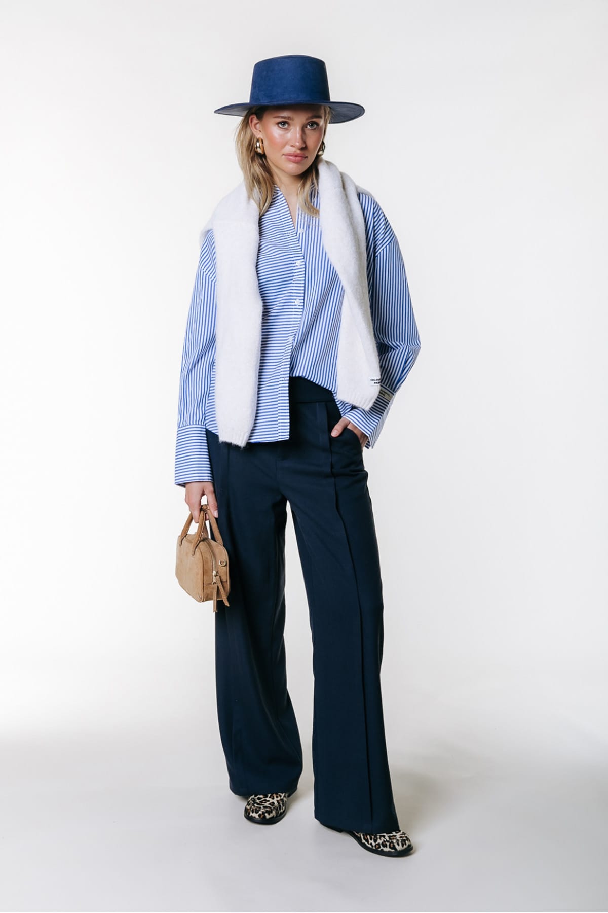 Hose Giala Folded Hem Slouchy Deep blue Hose Colourful Rebel 