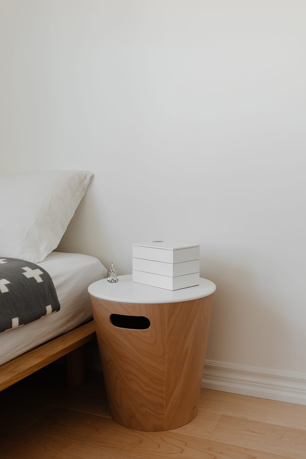 Schmuckbox Umbra schwenkbares Schmuckkästchen Weiß Schmuckbox Umbra 