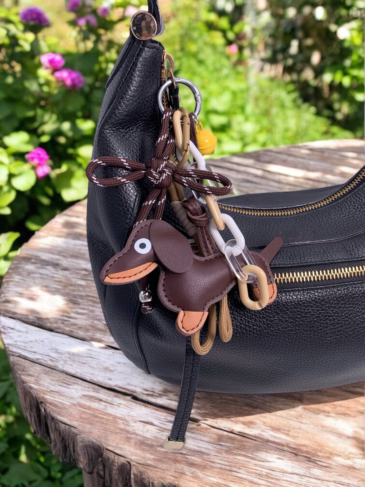Taschenanhänger und Schlüsselanhänger Hund und Glöckchen PC16 Schlüsselanhänger BYREN | ÉLINE L'ATELIER 