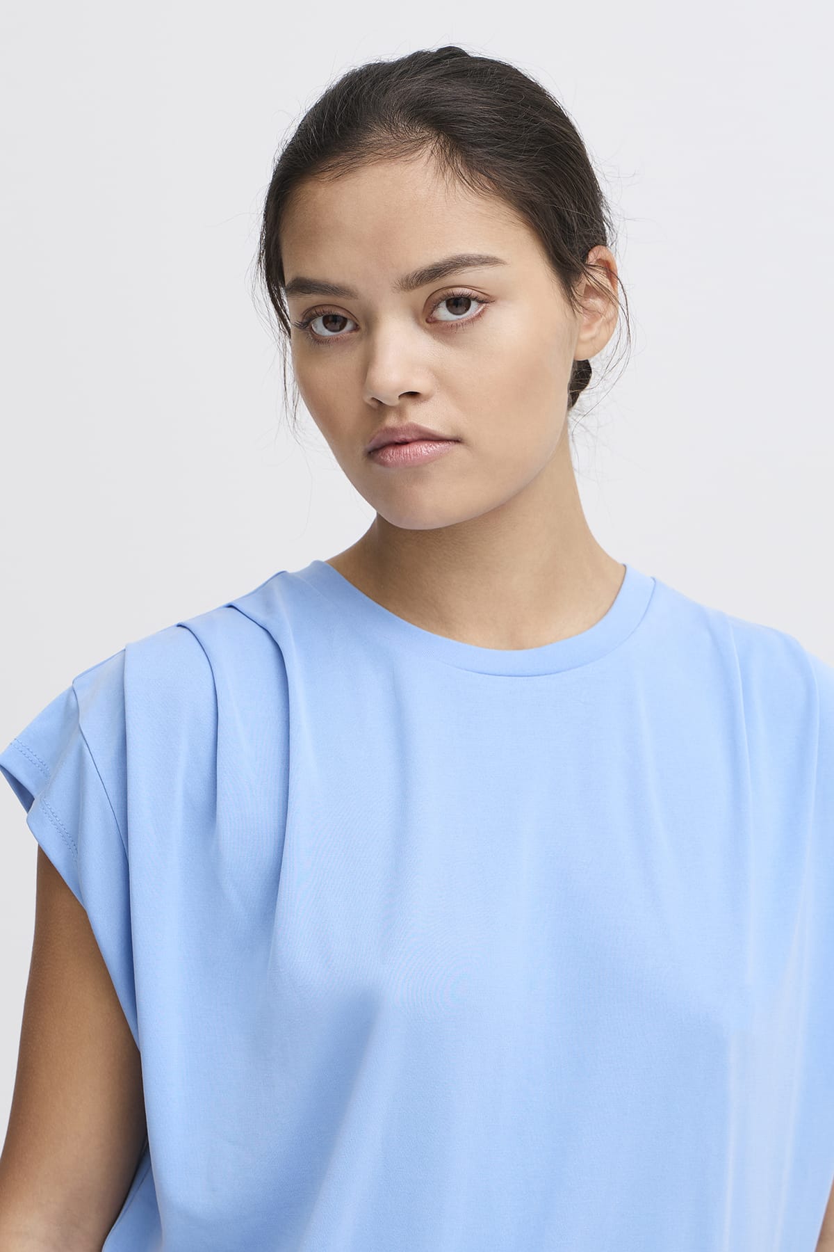 Top IHLISKEN TO Della Robbia Blue Top ICHI 