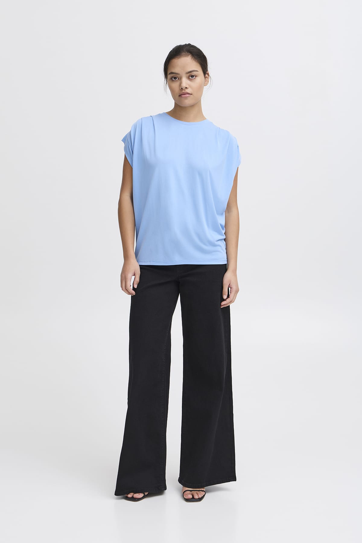 Top IHLISKEN TO Della Robbia Blue Top ICHI 
