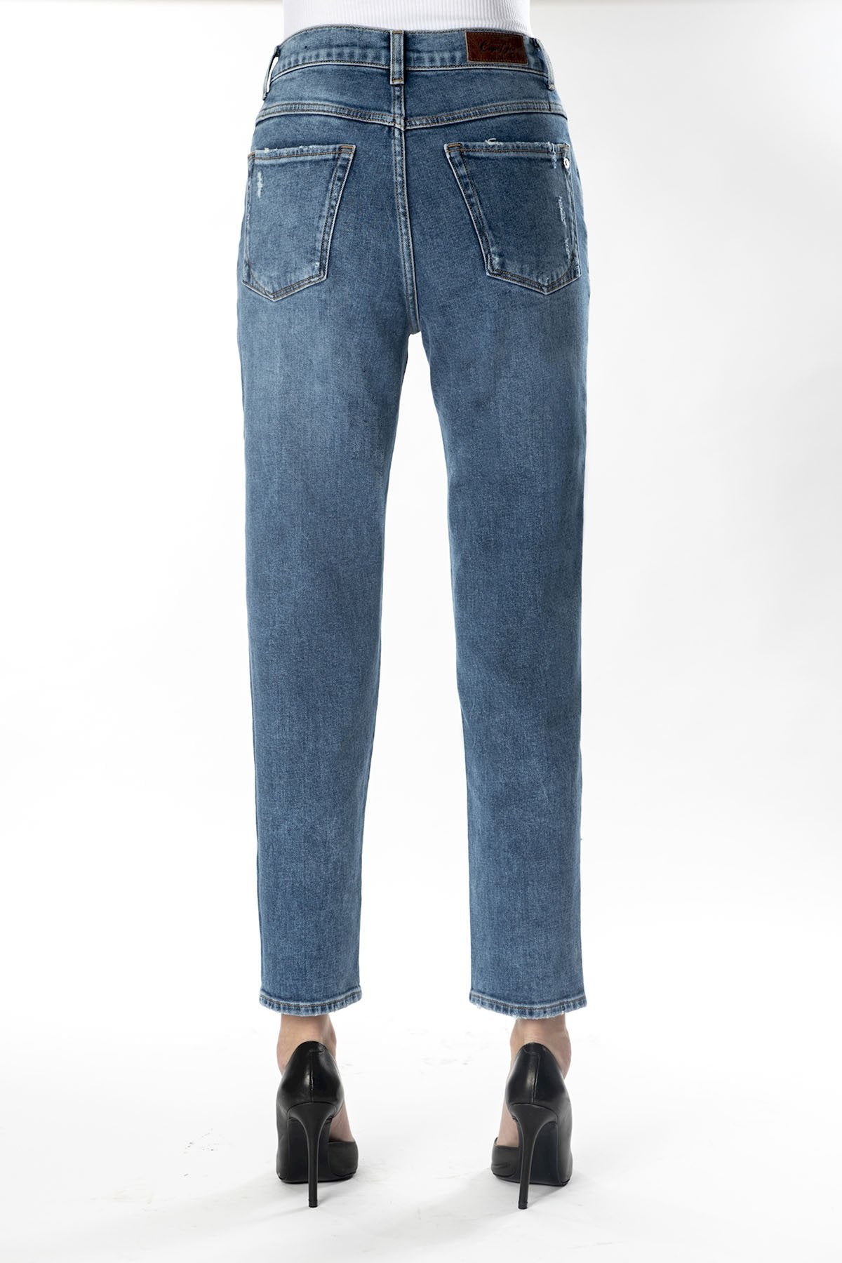 MOM Jeans Relaxed Fit - Lynn - Blue Vintage Jeans C.O.J - Cup of Joe Denim 